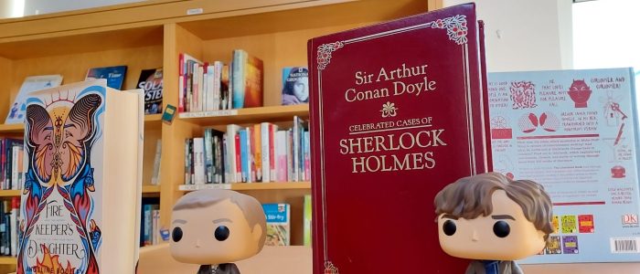 Sherlock Holmes mini display in the library.